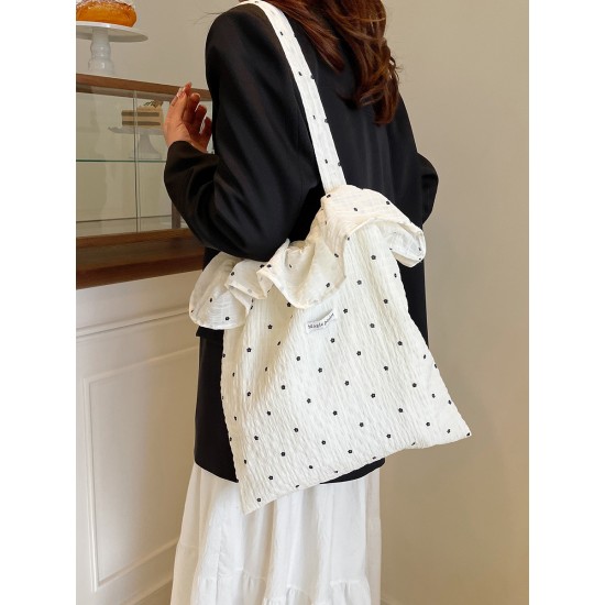 The new summer 2025 fresh and sweet single-shoulder bag with cute ruffles, a versatile Korean-style bag with large capacity for commuting to school