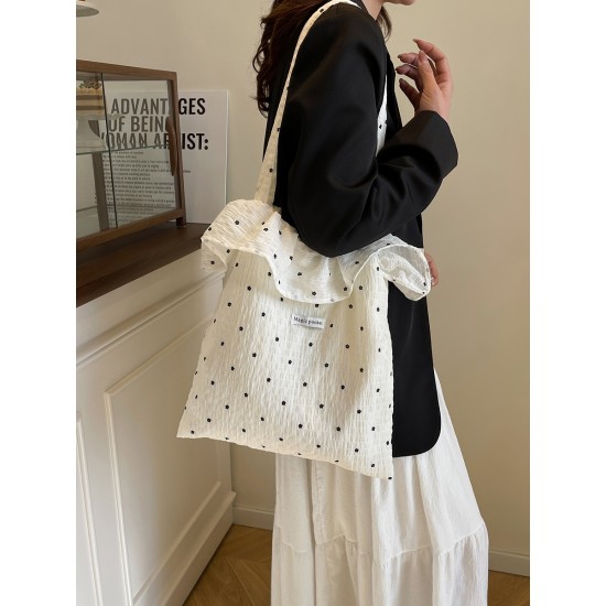 The new summer 2025 fresh and sweet single-shoulder bag with cute ruffles, a versatile Korean-style bag with large capacity for commuting to school