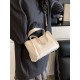 The high-end and versatile 2025 new hand-held vegetable basket small square bag, single-shoulder crossbody bucket bag, and trendy commuting women's bags